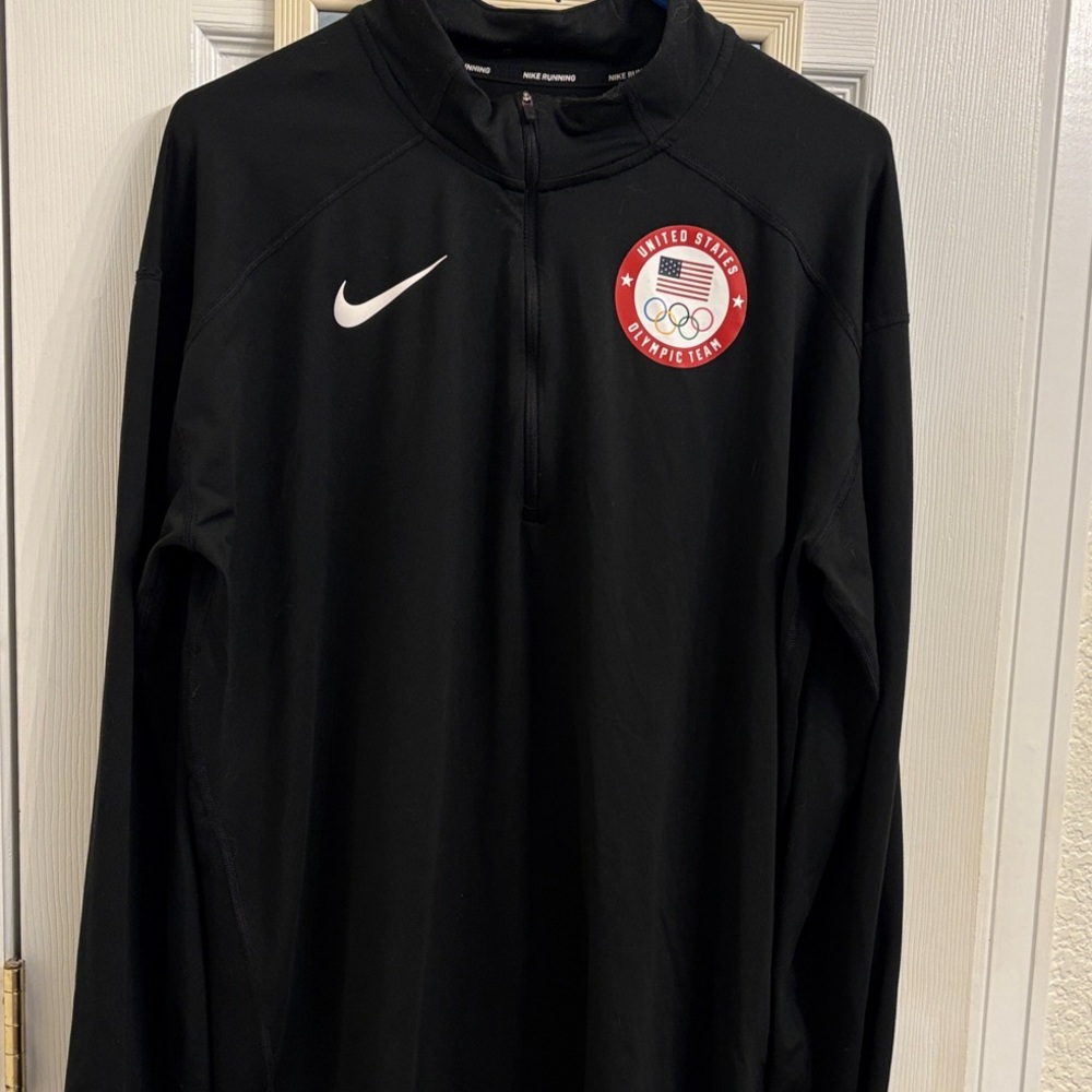 United States Olympic Team Men’s Large Dri-Fit Running Jacket.